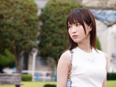 Nữ sinh đại học Moe Amatsuka bị quấy rối tình dục